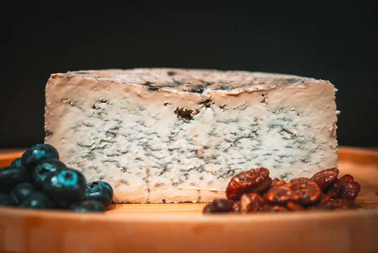 The-Art-of-Cheese-Pairing-Beyond-the-Basics Wedgely