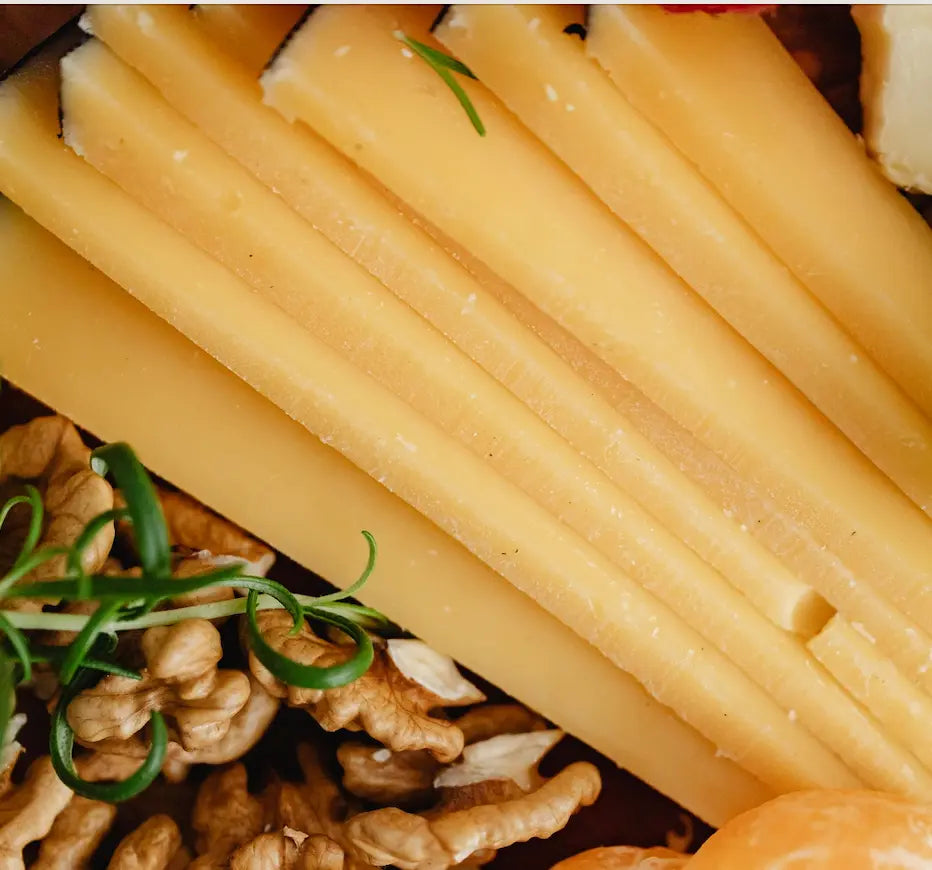 Discover-the-Delights-of-American-Artisan-Cheese Wedgely